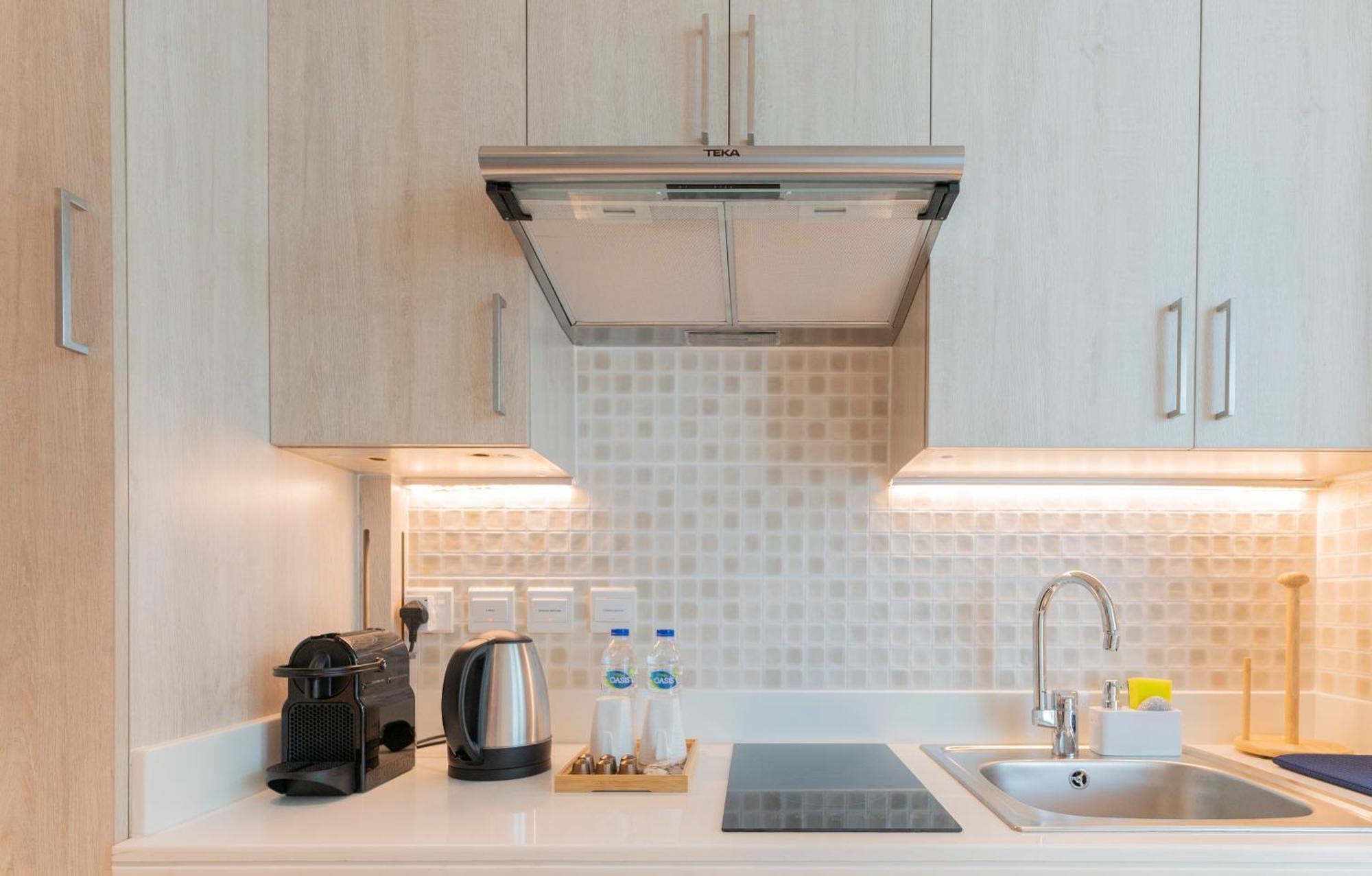 Studio With Private Beach Access At Palm Jumeirah Dubái Exterior foto