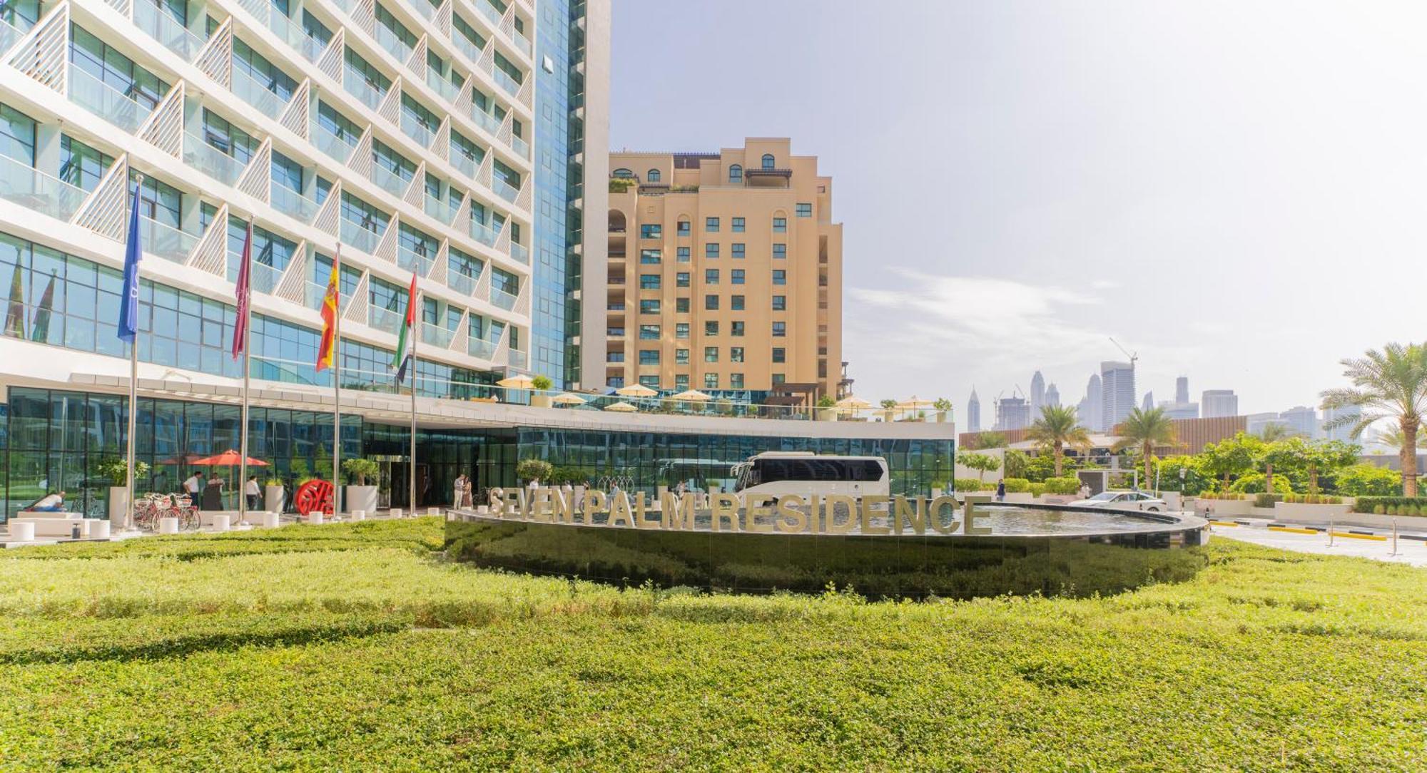 Studio With Private Beach Access At Palm Jumeirah Dubái Exterior foto